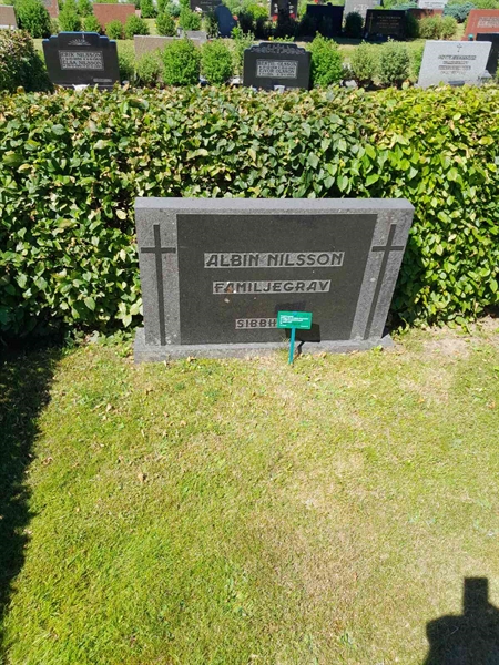Hautatunnus: NK nk 2 123-124