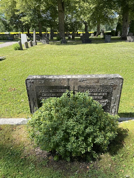 Grave number: 2 G  764-765