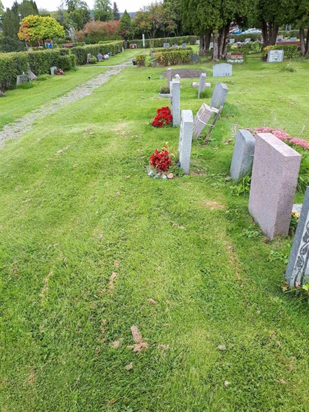 Grave number: NK F B   747