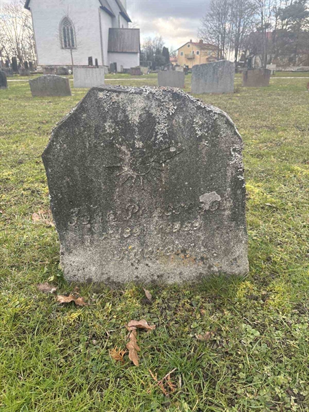 Grave number: E E 57