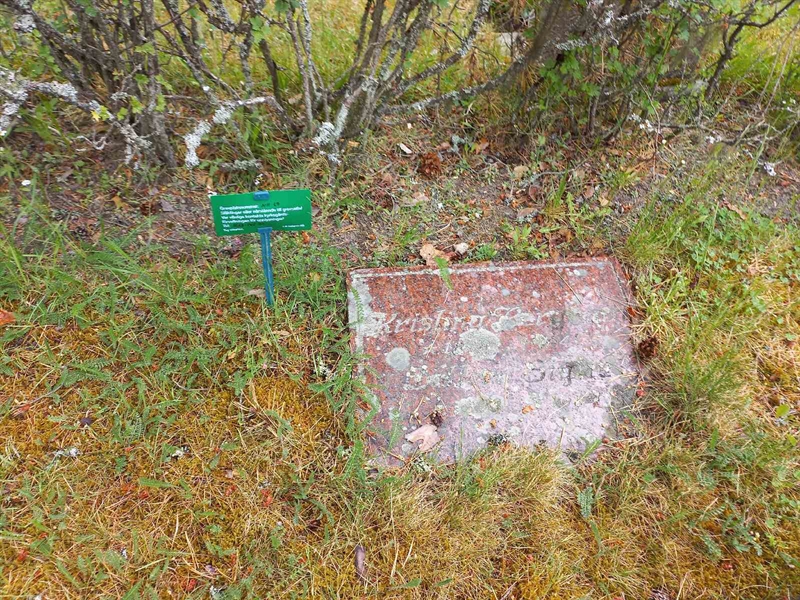 Grave number: 1 NH    69
