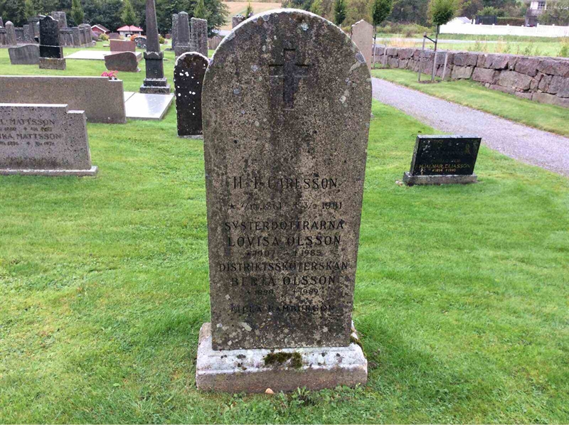 Grave number: KN 01    51, 52