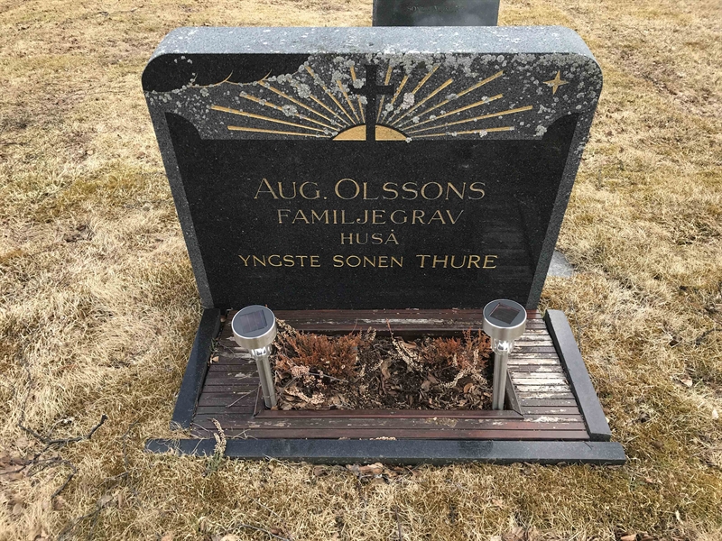 Grave number: KA C   585, 586