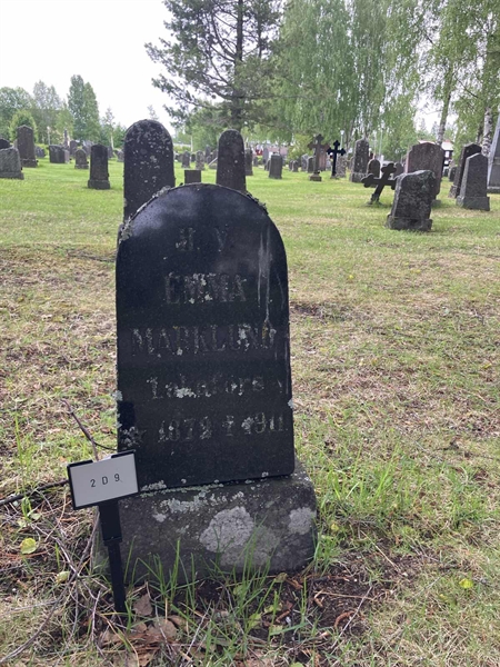 Grave number: 2 D     9
