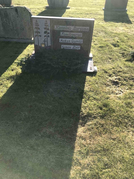 Grave number: SN 03    28, 29