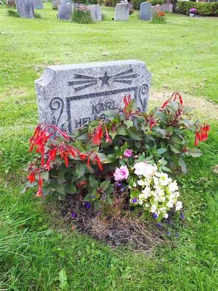 Gravnummer: NK F B   771