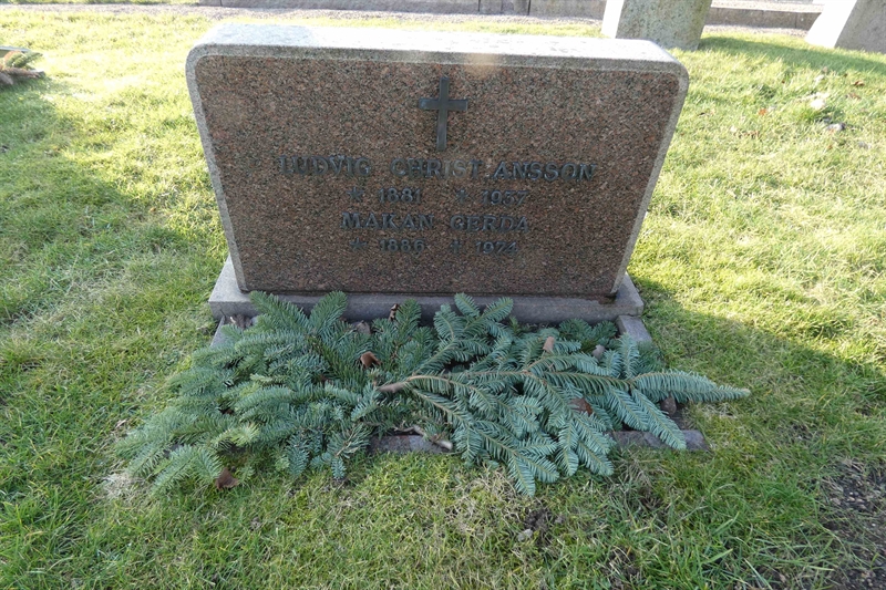 Grave number: EL 1    59