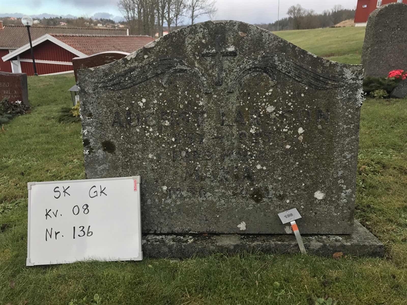 Grave number: S GK 08   136