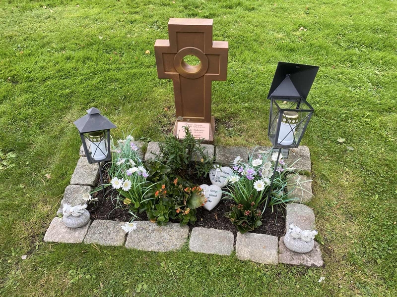 Hautatunnus: 2 C   591-592