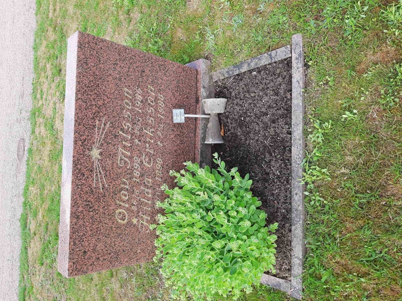 Grave number: M1 P    30, 31