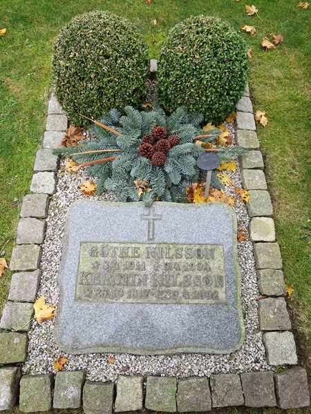 Grave number: HNB II    21