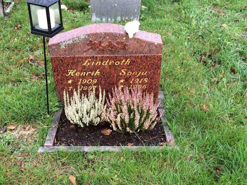 Grave number: 3  1605