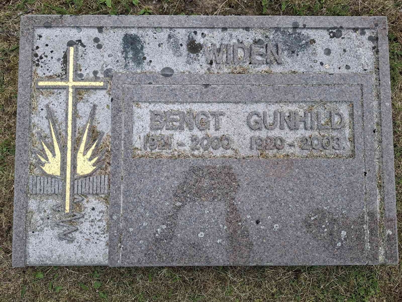 Grave number: 001 4  3235