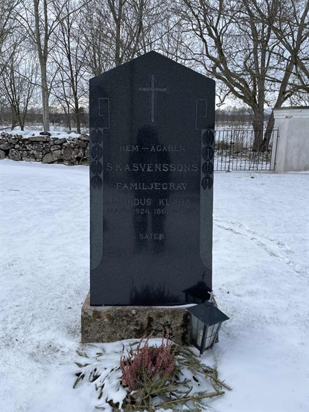 Gravnummer: EN B    41, 42