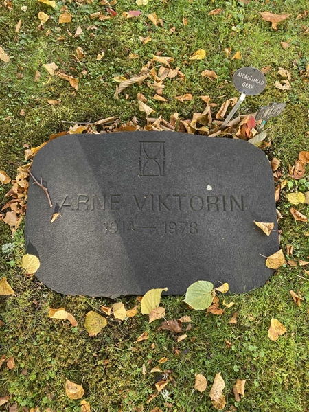 Grave number: 1 H   198