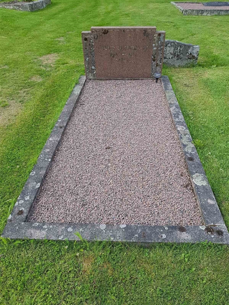 Grave number: 06 60127