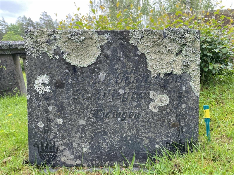 Hautatunnus: 1 07 156, 157