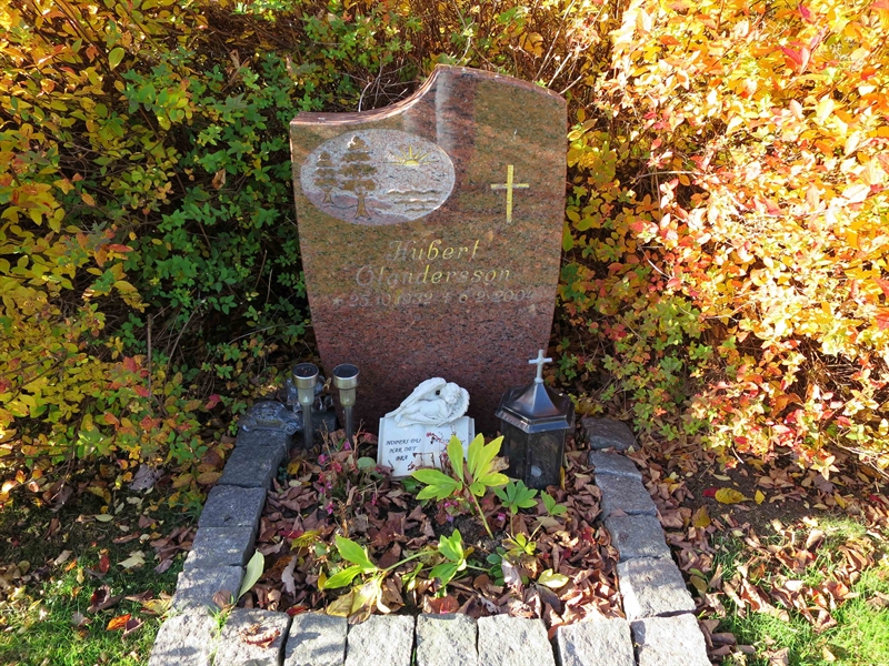 Grave number: HNB III    53