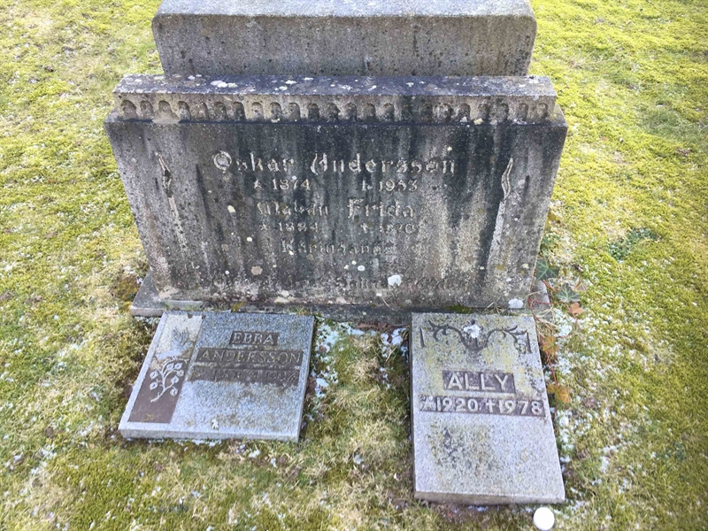 Grave number: 2 A   045