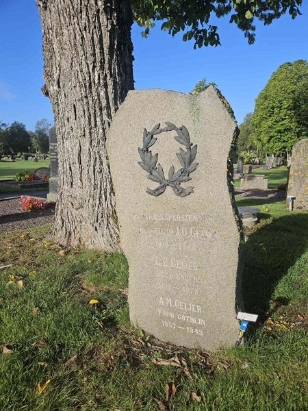 Grave number: Fr 4   647-648