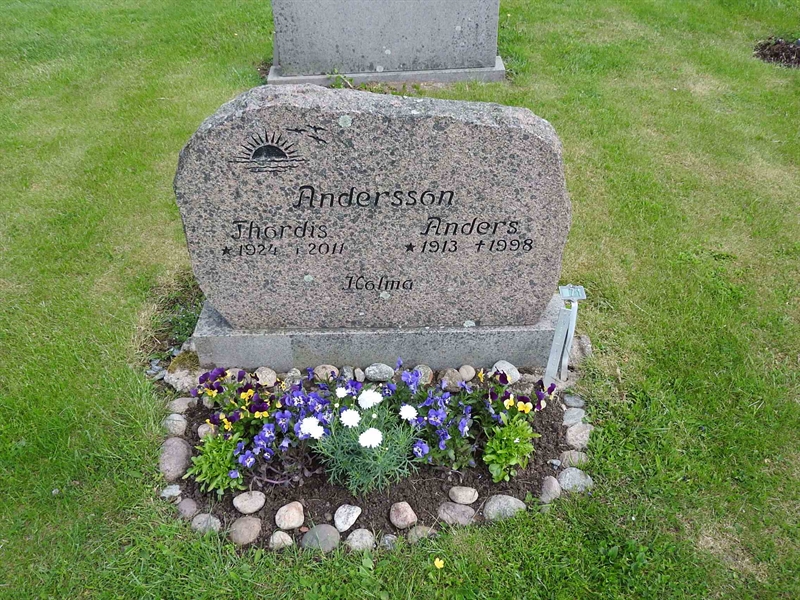 Gravnummer: BK T   129-130