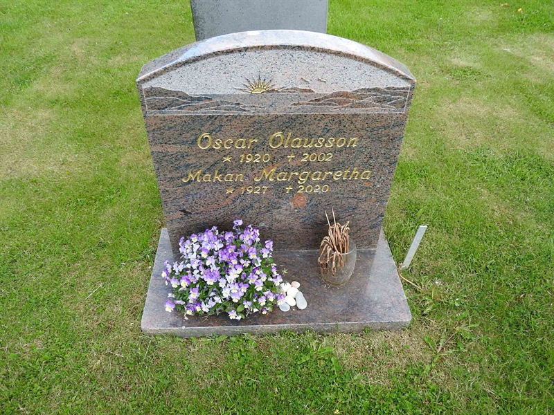 Gravnummer: BK T   153-154