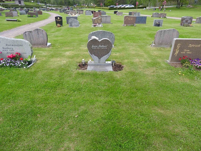 Gravnummer: BK T   143-144