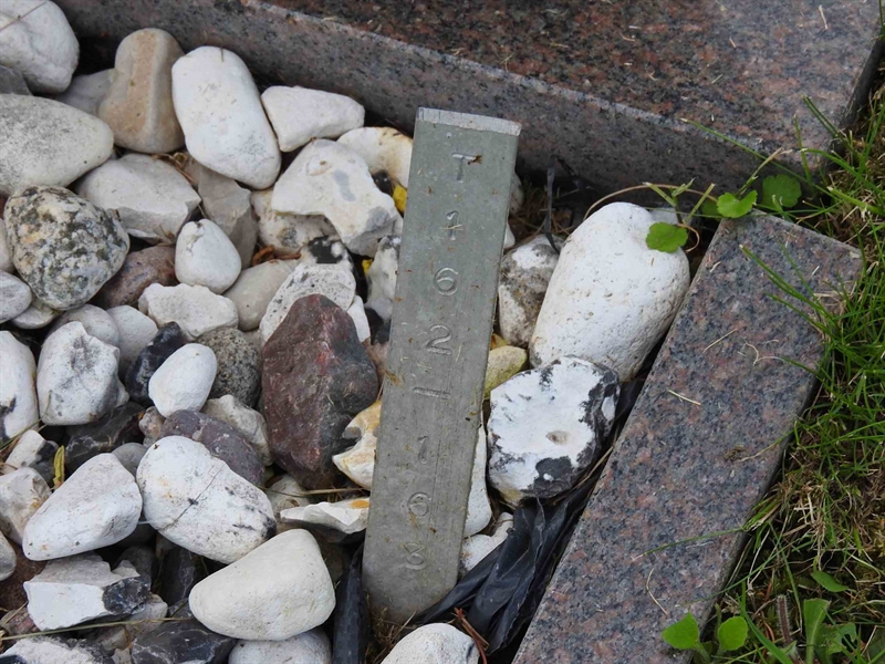 Gravnummer: BK T   162-163