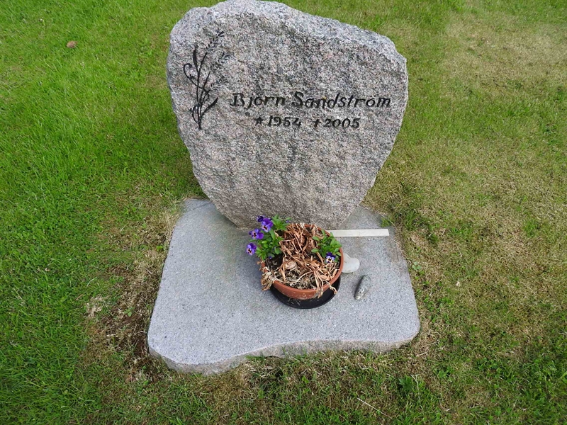 Gravnummer: BK T   169-170