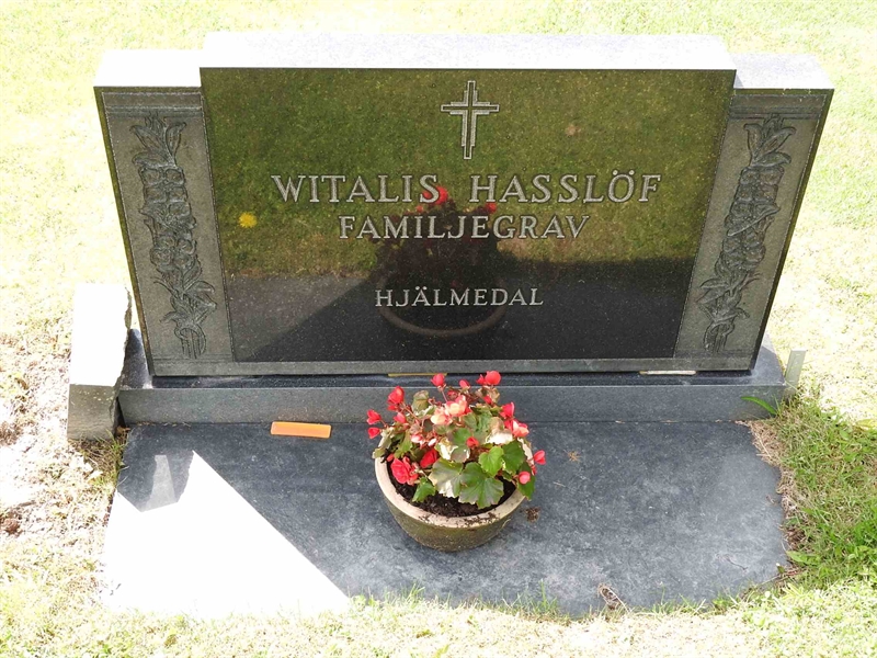 Gravnummer: BK T    51-52