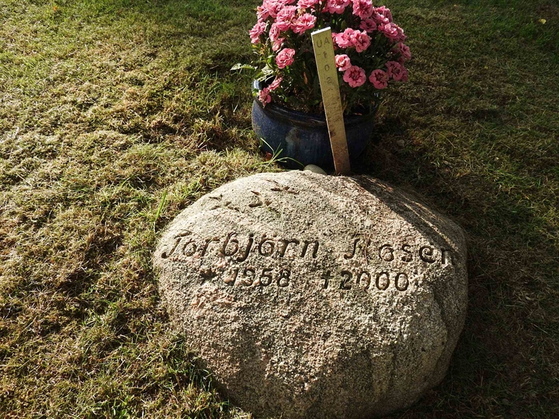 Grave number: BK UA   102