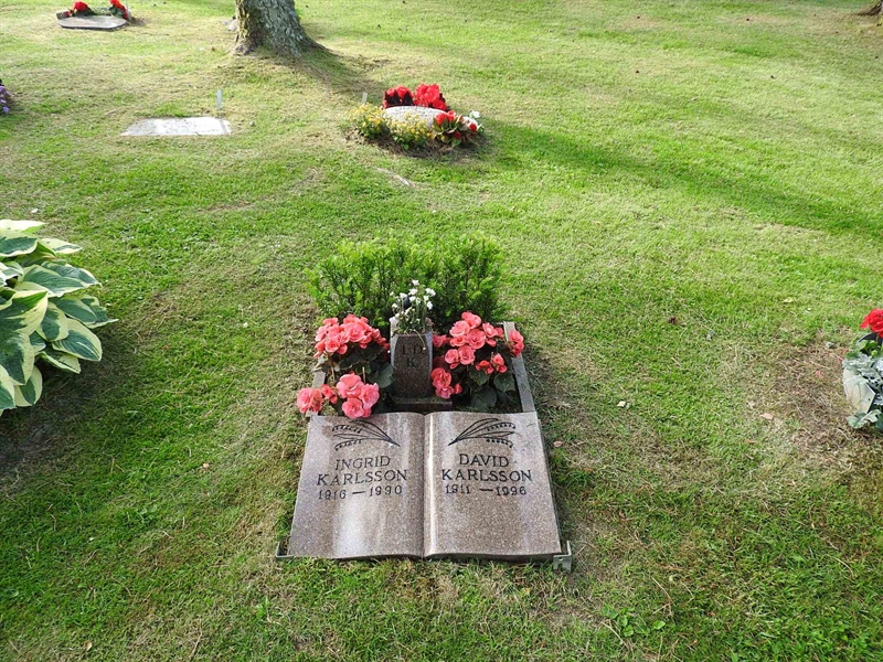 Hautatunnus: BK UA    70