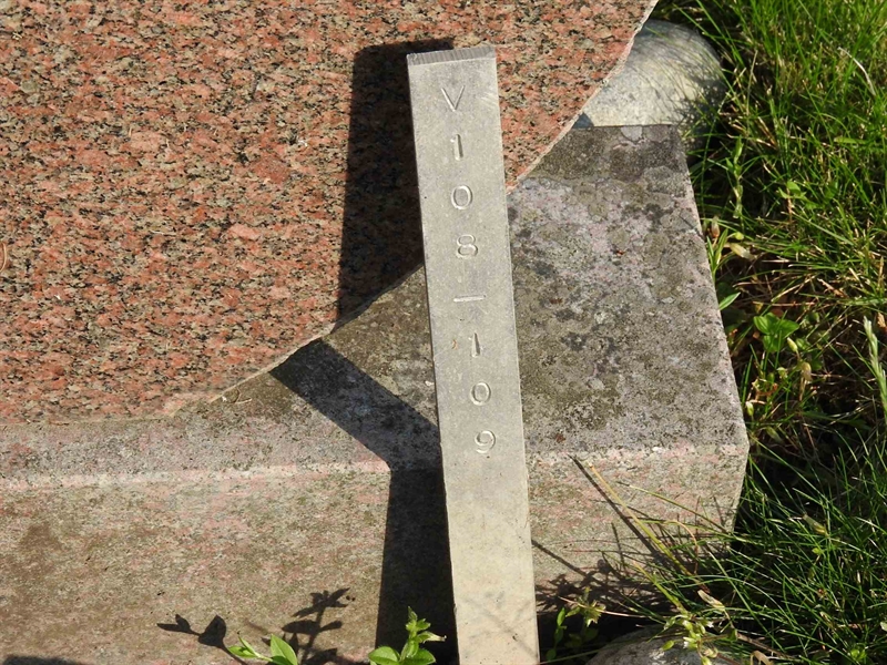 Gravnummer: BK V   108-109