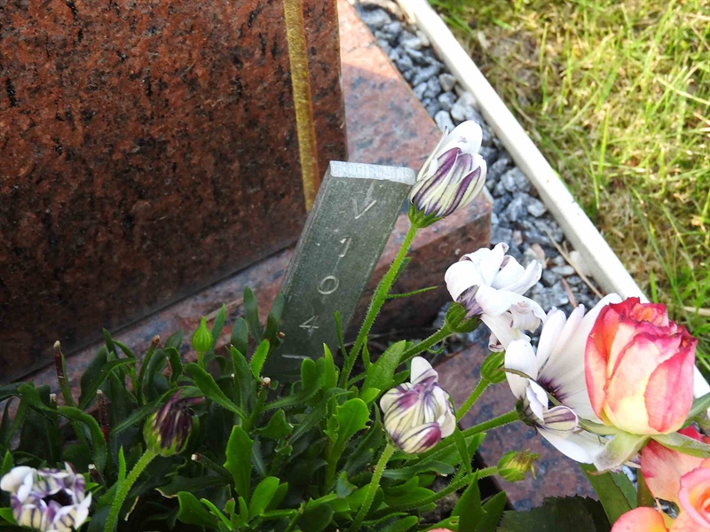 Gravnummer: BK V   104-105