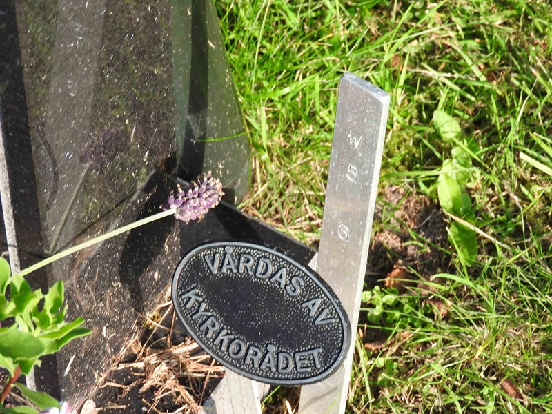 Grave number: BK W     5-6
