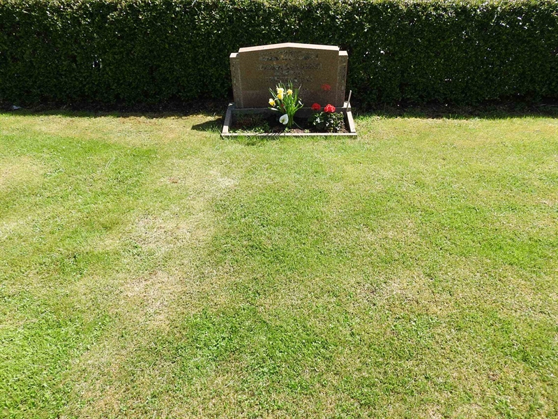 Gravnummer: BK P    30-32