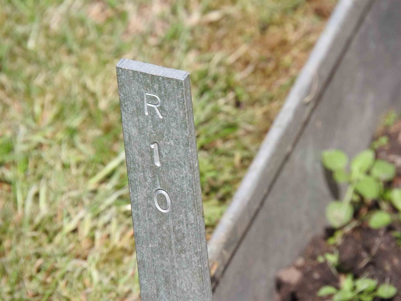 Gravnummer: BK R    10