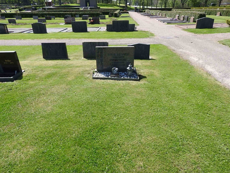 Gravnummer: BK R    11-12