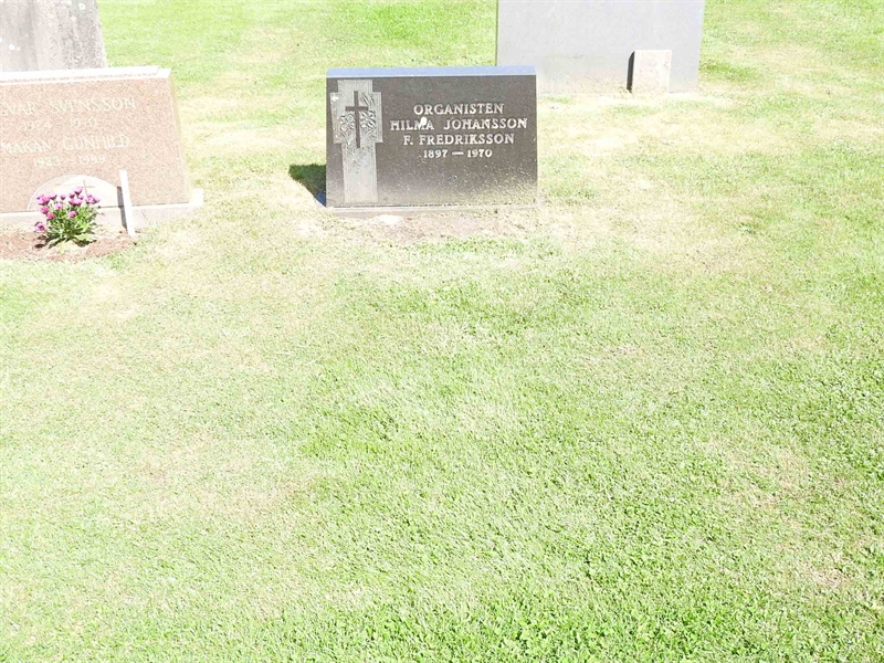 Gravnummer: BK R     3