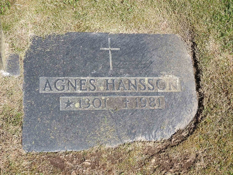 Gravnummer: BK R    47-48