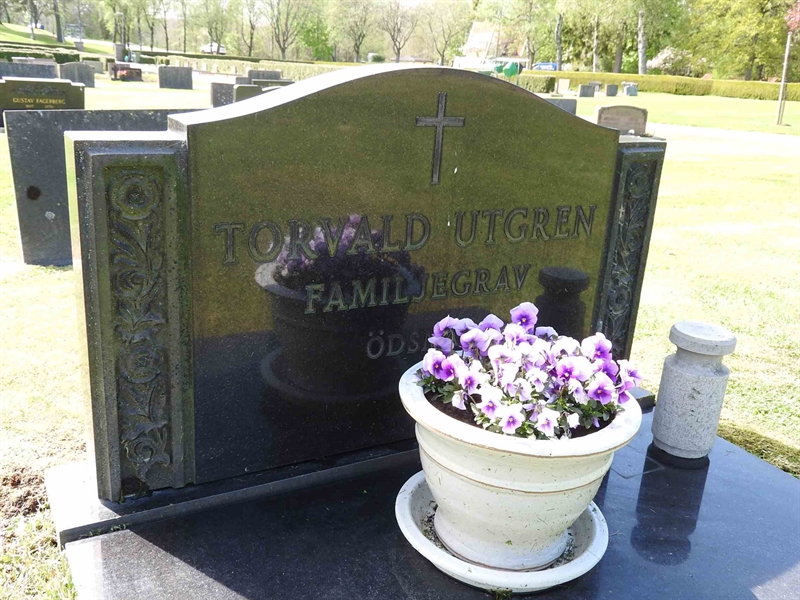 Gravnummer: BK R    57-58