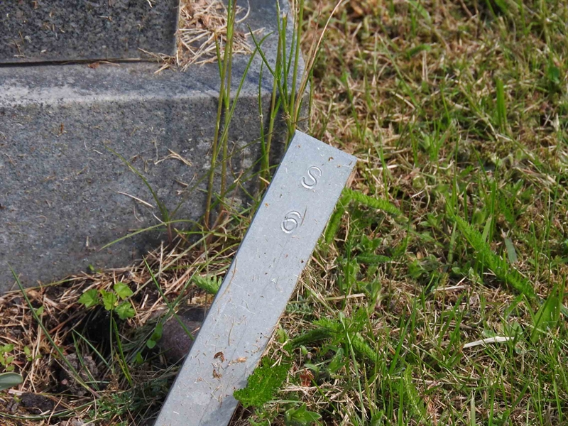 Hautatunnus: BK S     6