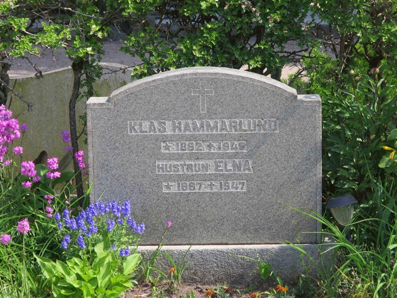 Grave number: HÖB 37    18