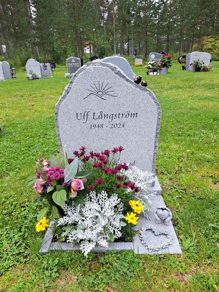 Grave number: 2 Q  2769