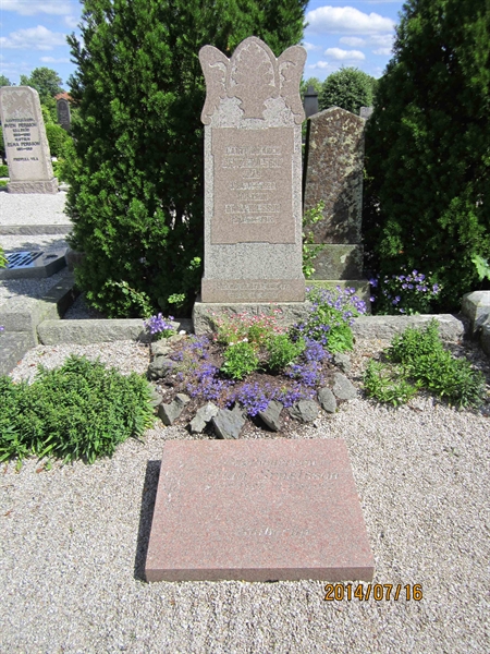 Grave number: 10 B   129