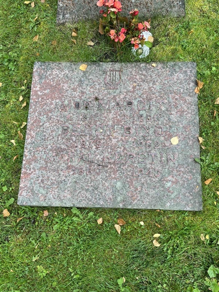 Grave number: MV II    10