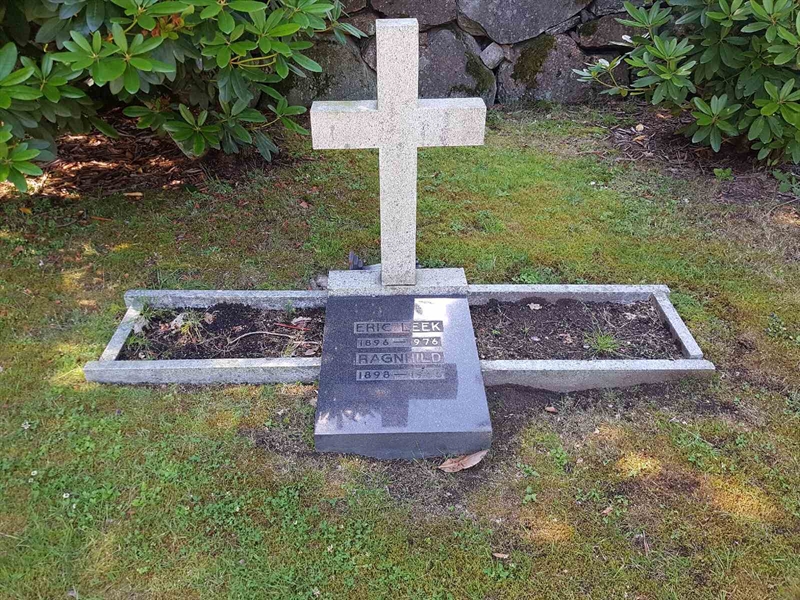 Grave number: 01  2164