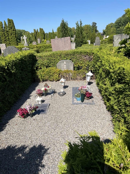 Grave number: NK IV   196b