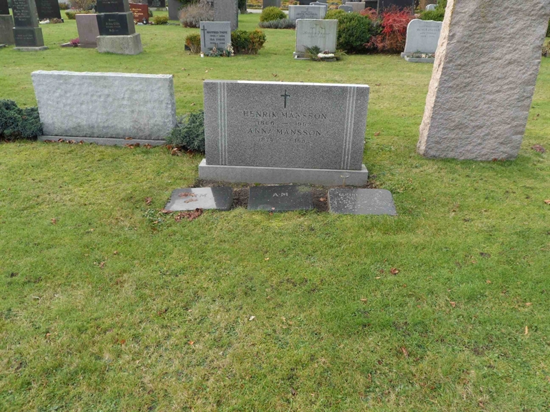 Grave number: 2 01   905