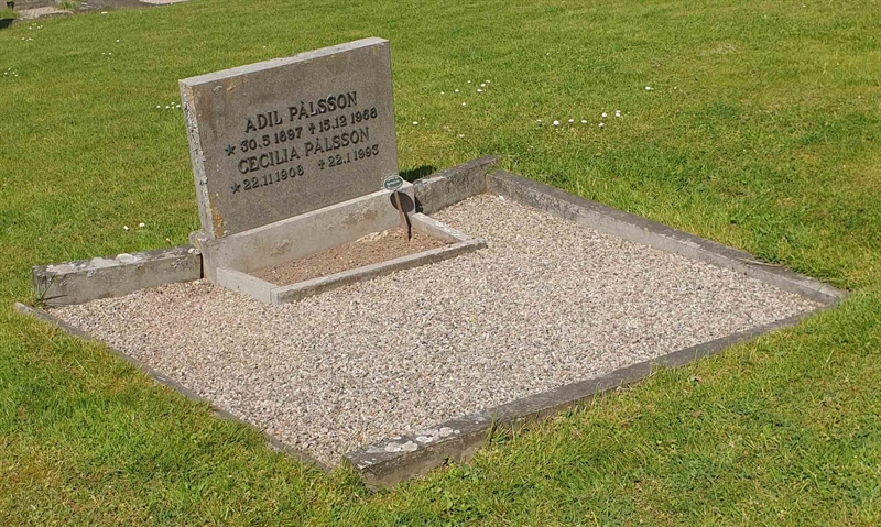 Grave number: Bi E   360